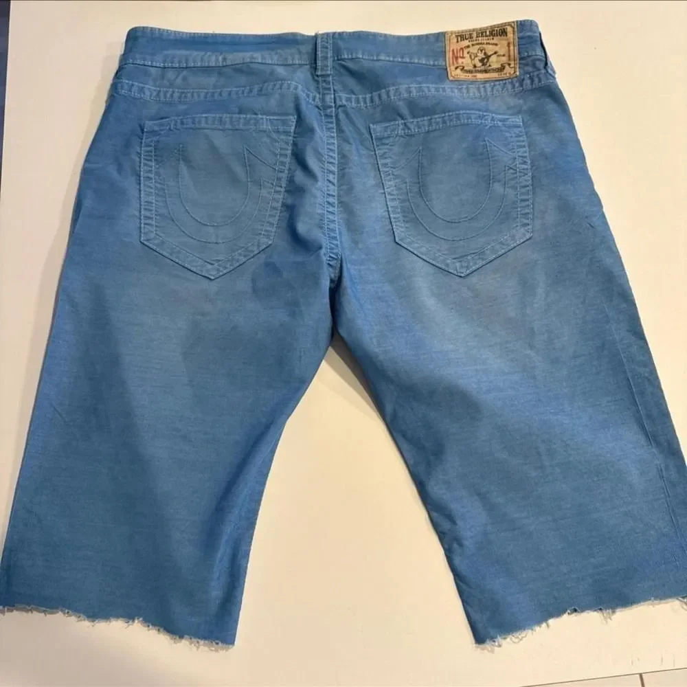 True Religion‎ Jean Shorts size 40 distressed, baggy fit, denim shorts